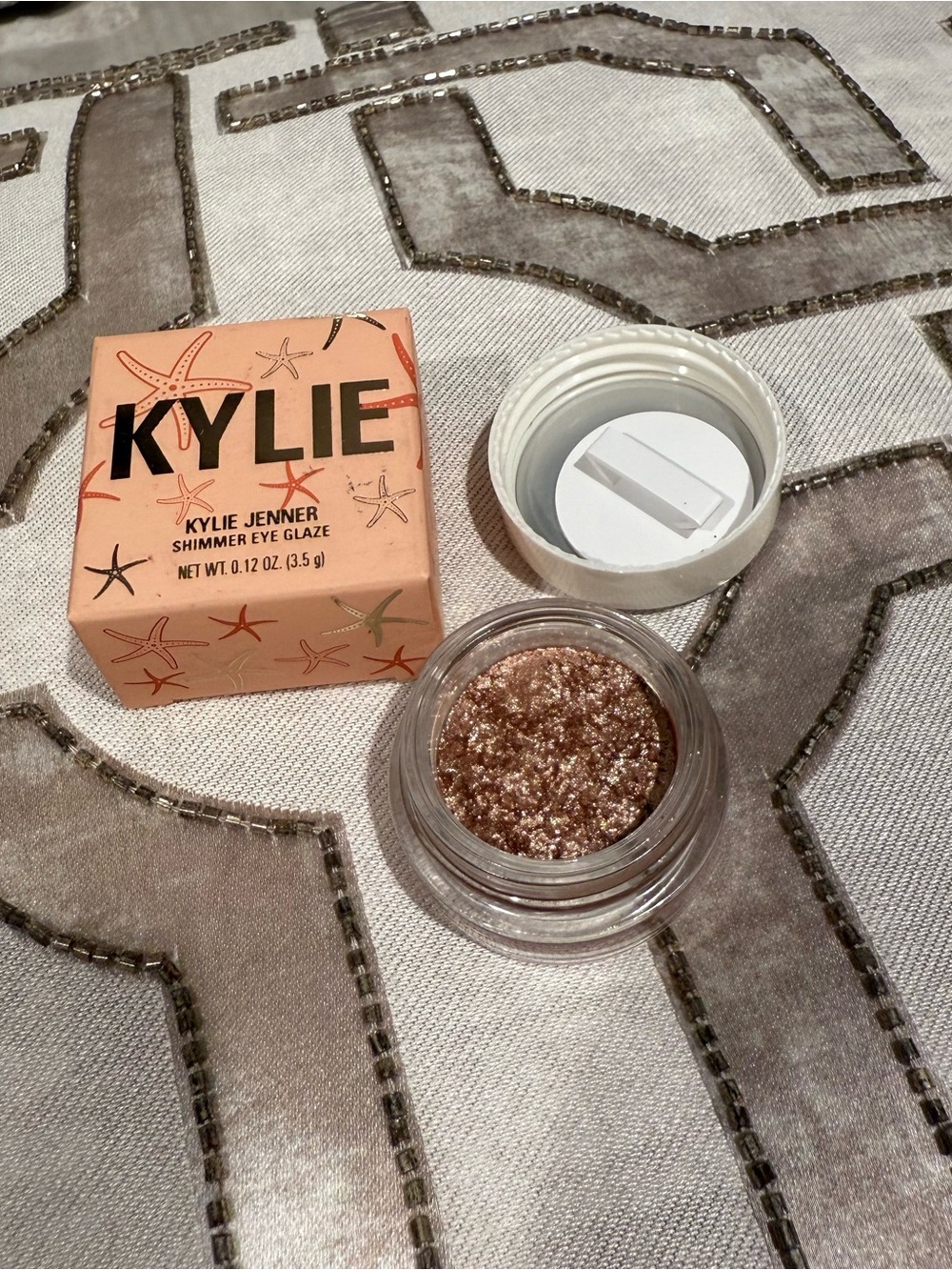 Kylie Jenner Shimmer Eye Glaze in Night Swim